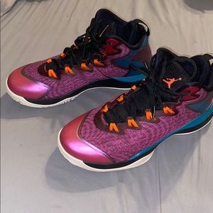 Jordan Super Fly 3’s